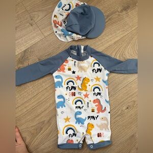 Dinosaur Baby Rash Guard Swimsuit + Matching Hat 3-6M UPF Sun Set

⸻